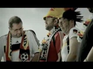 Fussball Fans unterwegs zur EM 2008