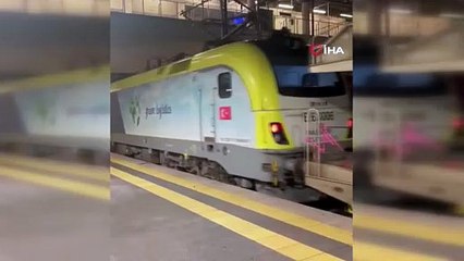 TOGG T10X ve TOGG T10F'ler trenlere yüklendi; yerli otomobilin Avrupa yolculukları başladı