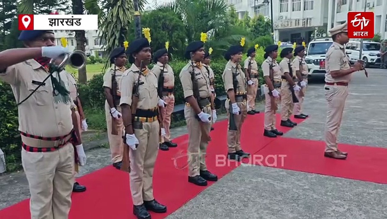 रामगढ़ में आईजी की सात जिलों के एसपी के साथ बैठ...