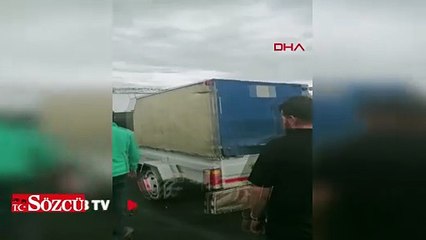 TIR ile minibüs çarpıştı: 9 yaralı