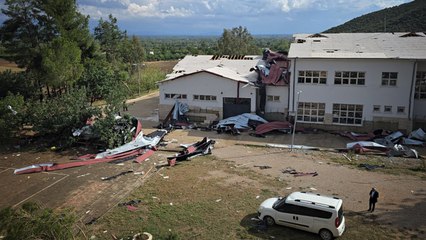 Lisenin çatısının uçtuğu anlar kamerada