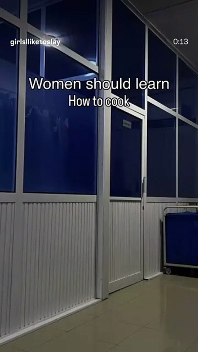 Woman Teach Cooking