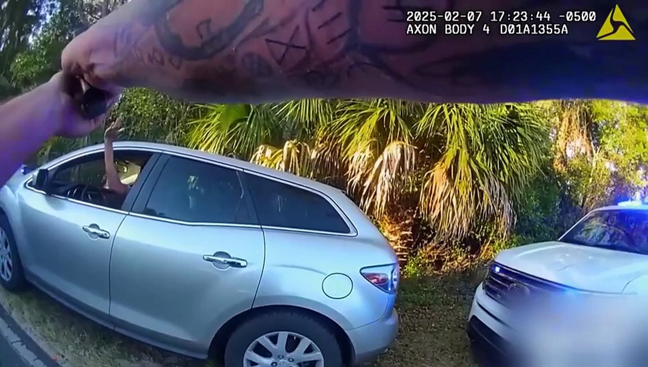 Fugitives Caught on Tape S02E01