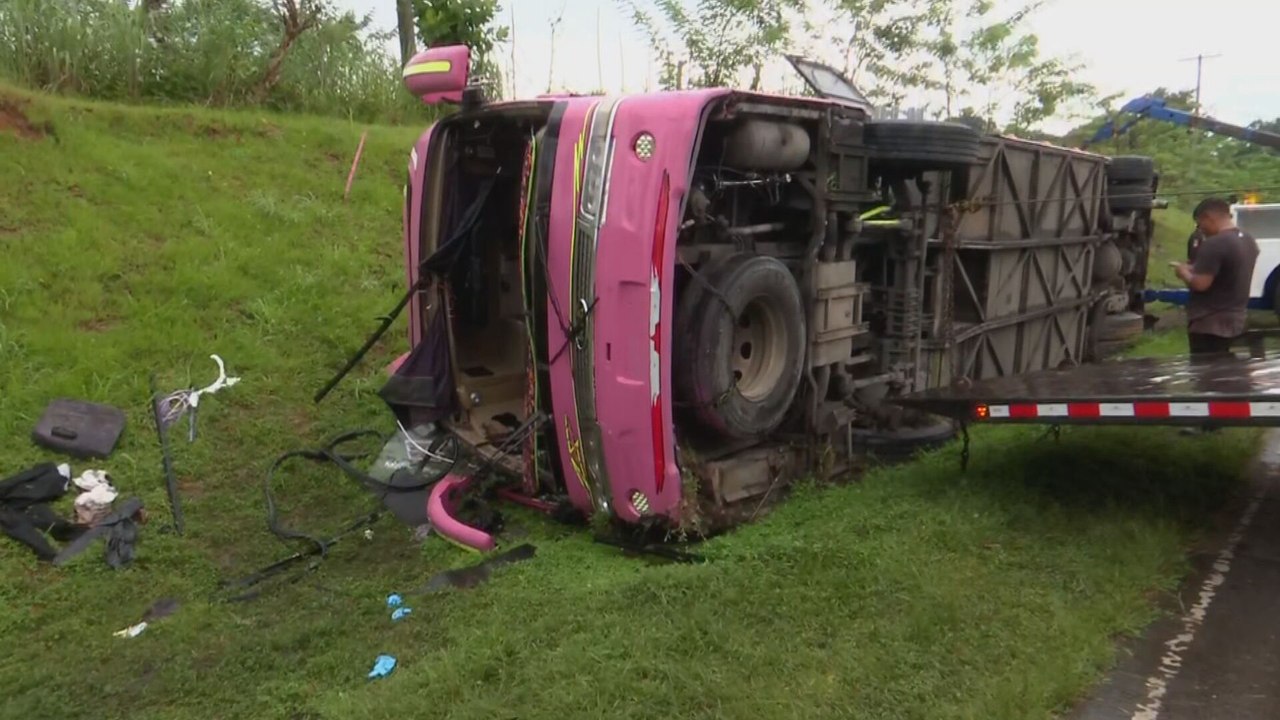 Accidente de tránsito deja dos muertos y varios heridos