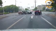 Red Light Ignored Crash Inevitable| CRASH PULSE