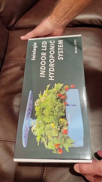 Sainlogic Hydroponics Kit – 12-pod smart garden with WiFi, LED light & quiet pump. Grow 5X faster! 🌱✨