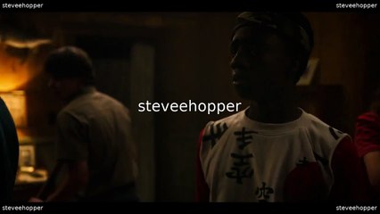 Stranger Things_S03E07_Chapter Seven: The Bite