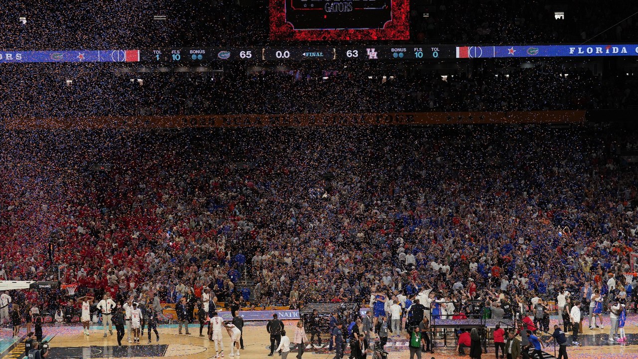 NCAA May Let College Athletes Bet on Pro Sports: Report