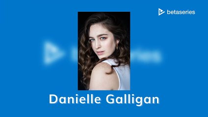 Danielle Galligan (FR)