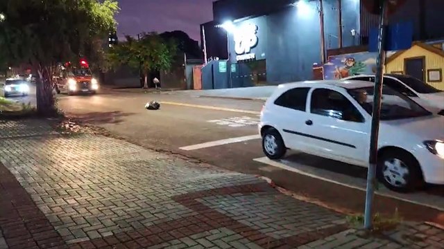 Motociclista fica ferido em acidente de trânsito na Rua Manaus, no Cancelli