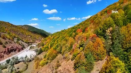 Türkiye'nin eşsiz doğa harikası Timsah Gözü sonbaharda büyüledi!