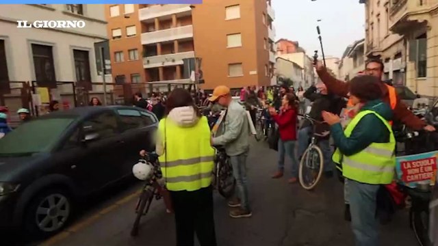 La scuola non è un cantiere”. I genitori della Gentilino e Tabacchi in protesta