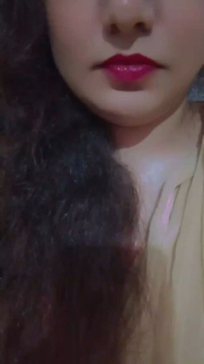 itna ghoor k na dekho 🤣 #foryou #lifeisbutadream #funny #cat