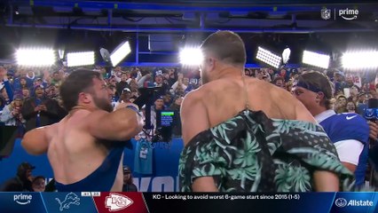 Giants’ Cam Skattebo strips off shirt with Ryan Fitzpatrick