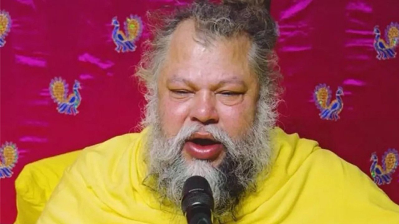 Premanand Maharaj Health Update:प्रेमानंद जी की तबीयत कैसी है, Blood Clot और Lips Black क्यों हुआ