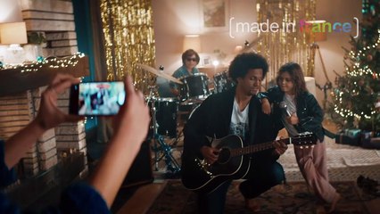 Johnny Hallyday – Pub Bouygues Telecom 2021 : Un hommage bouleversant pour Noël (by BETC Paris)