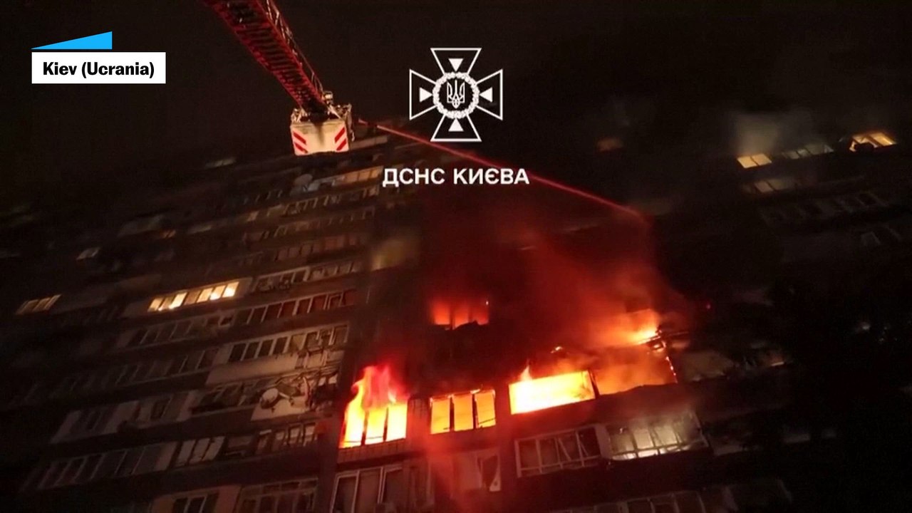 Una oleada de drones y misiles rusos causa la muerte de un niño en Zaporiyia y una veintena de heridos