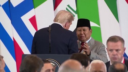 마이크 켜진 줄 모르고...인니 대통령, 트럼프에 "아들 에릭 소개 좀" / YTN