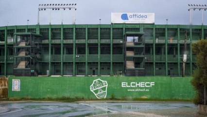 Aficionados de la selección española desalojados en Elche por alerta roja climática ⚠️