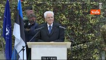 Mattarella incontra militari italiani ad Ämari in Estonia: Vostra missione di grandissimo rilievo