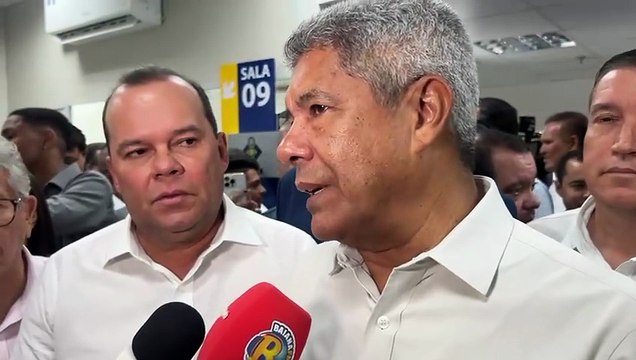 Jerônimo Rodrigues celebra inauguração do Shopping Busca Vida