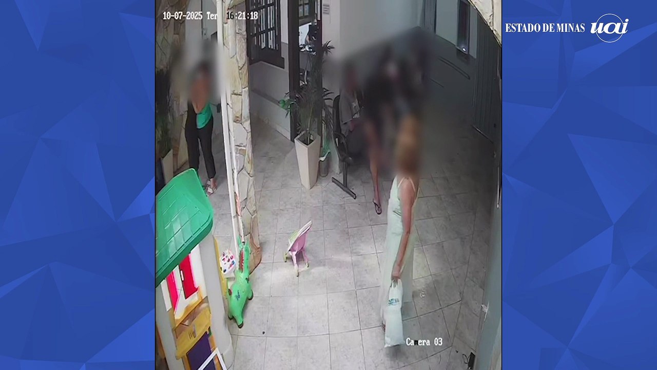 Homem tenta agredir esposa dentro da Delegacia da Mulher