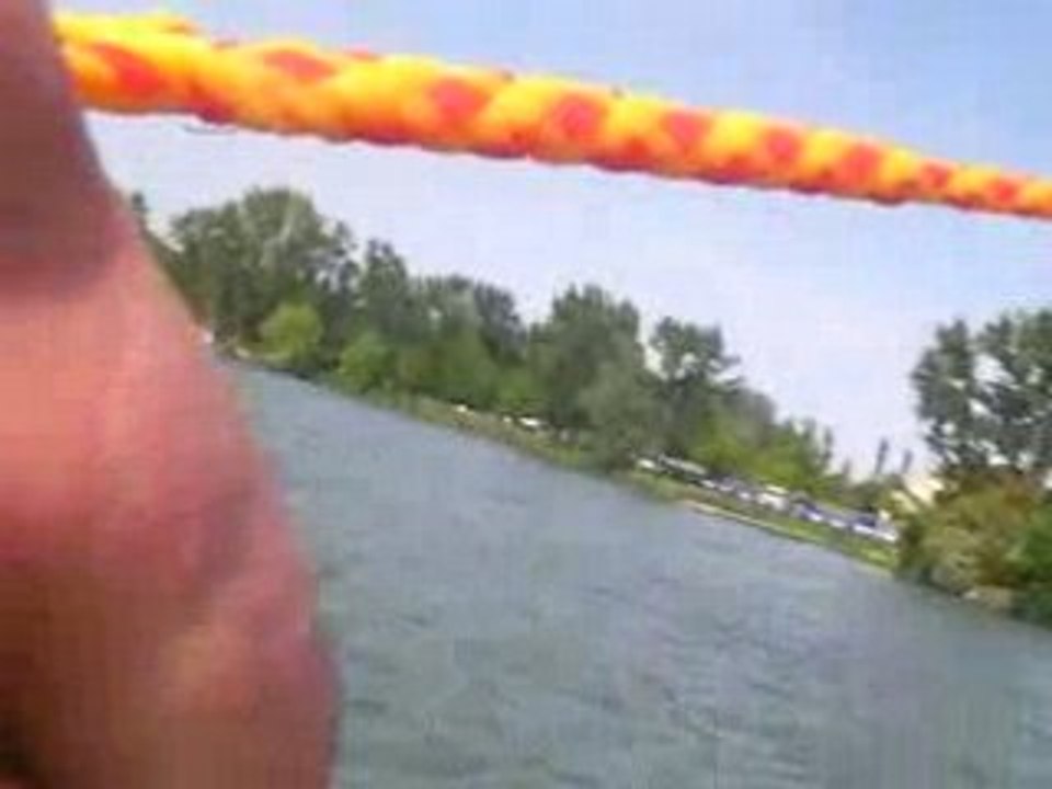 Cable. camembarquée