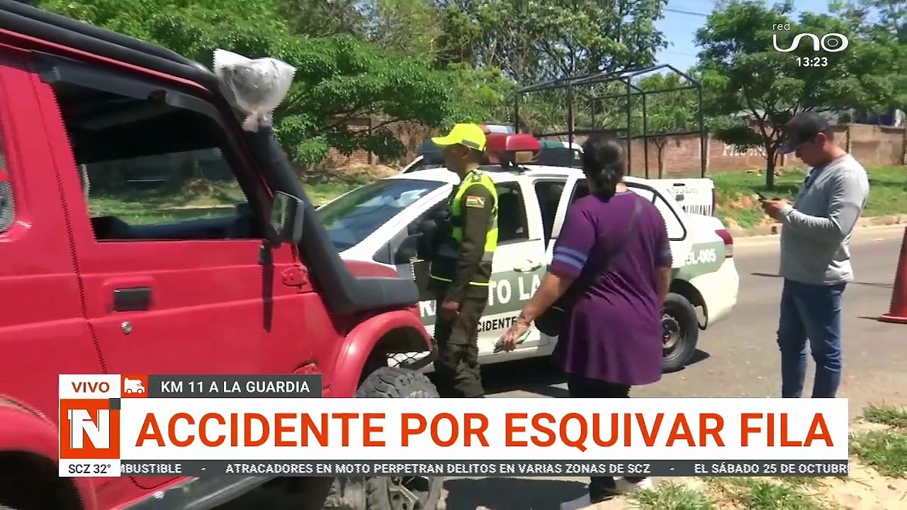 ¡POR ESQUIVAR LA FILA! TRIPLE COLISIÓN EN EL KM 11 DE LA DOBLE VÍA LA GUARDIA