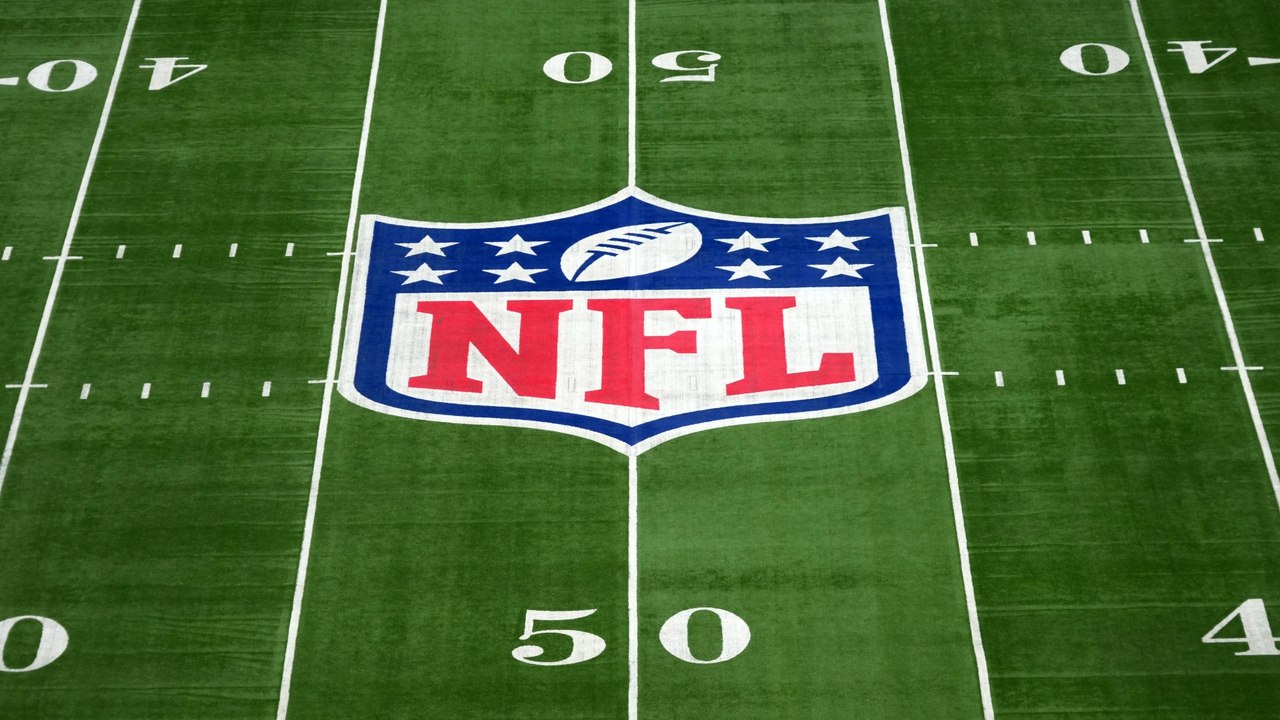 October Turns Tables for Sportsbooks in NFL and College