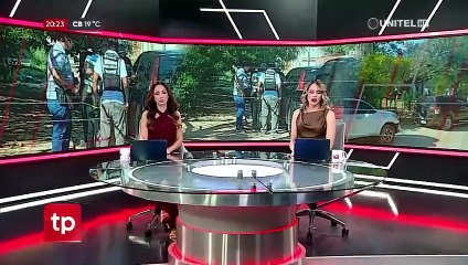 Video: Atracadores usaron un cuchillo carnicero contra un hombre para arrebatarle su celular