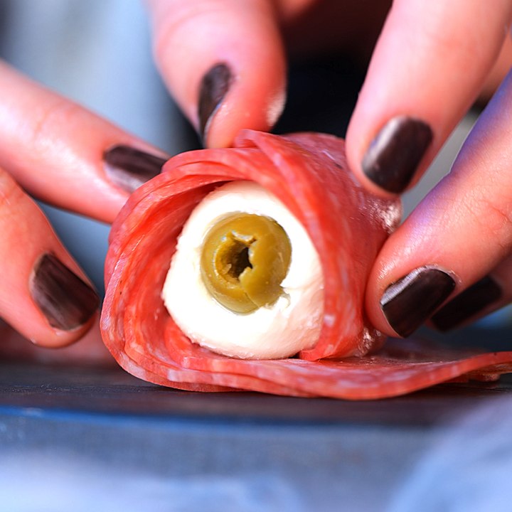 Try this Halloween snack recipe 👻🍿🎃  #halloweenfood #diyrecipe