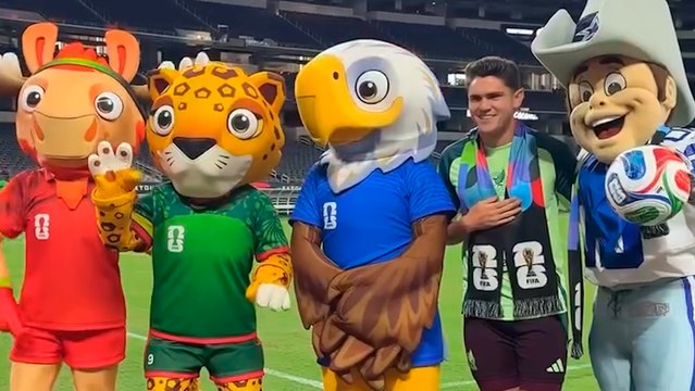 Las mascotas del Mundial 2026 sorprenden a los jugadores de la Selección Mexicana durante el entrenamiento