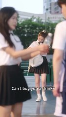 She knew their marriage was fake, but when she signed to leave, elegant CEO broke down at her door