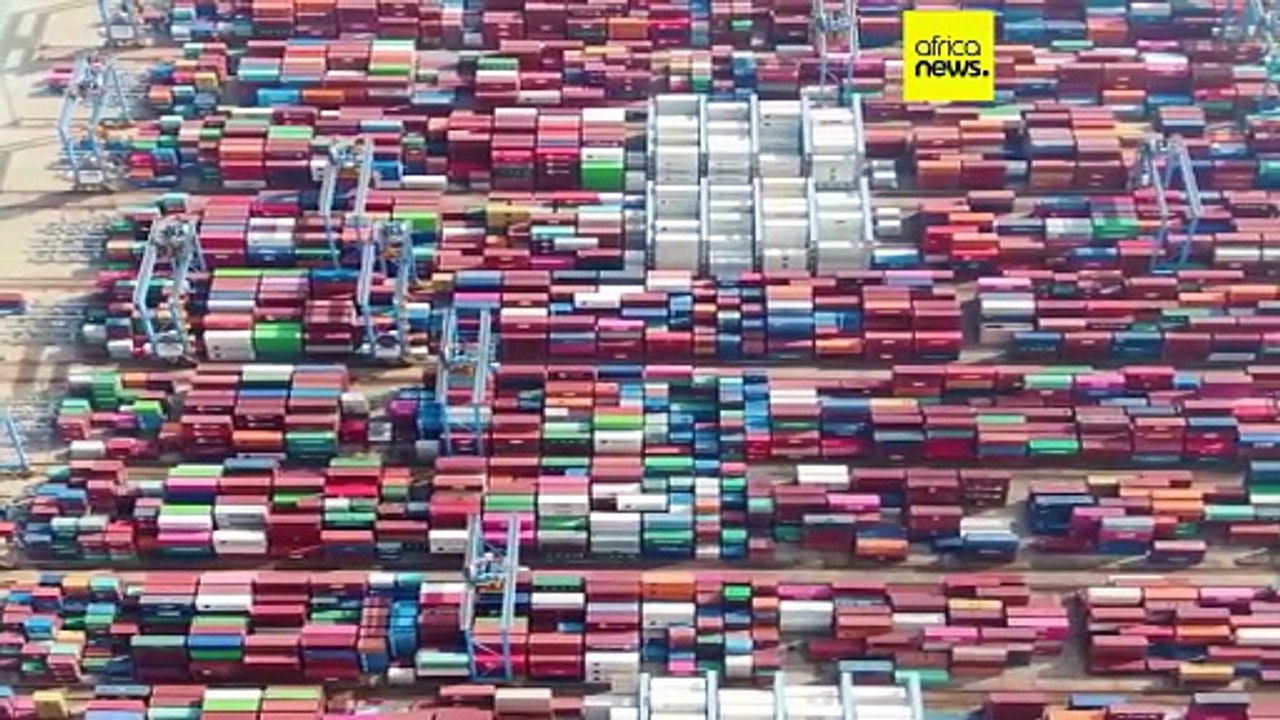 Etats-Unis : le président Trump entrevoit de nouvelles taxes douanières à la Chine