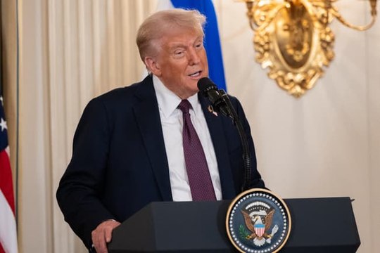 En votre honneur : Donald Trump se vante après son appel avec la lauréate du prix Nobel de la paix, Maria Corina Machado