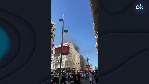 Un incendio pone en alerta Gran Vía (Madrid) y a los asistentes a los conciertos de la Hispanidad en Sol