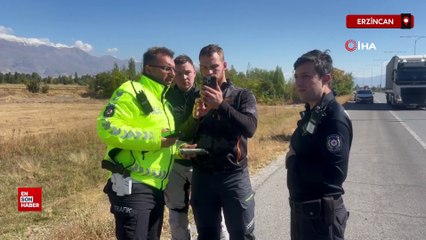 Erzincan'da bariyere çarpan Rus motosiklet sürücüsü öldü