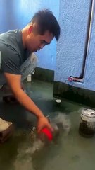 The drainage process of the bathroom floor- Good tools and machinery make work easy