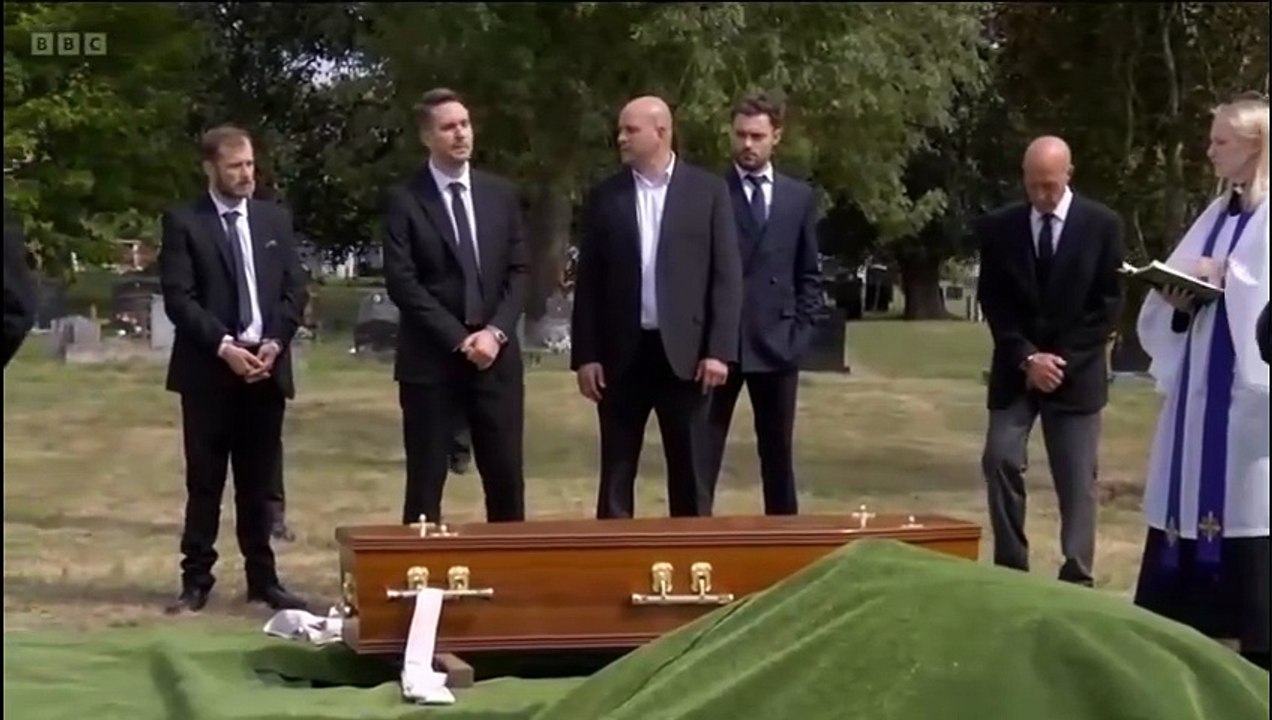 Eastenders Kathy Beale Slaps Callum Highway Phil & Ben Mitchell vs Stuart Highway/Ben Meets Teddy Mitchell & Nearly Punches Johnny Carter 6 & 7th October 2025