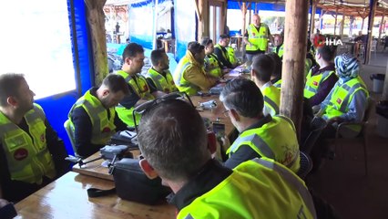 Türkiye'de ve dünyada bir ilk...Gönüllü droncular hayat kurtarmak için havada