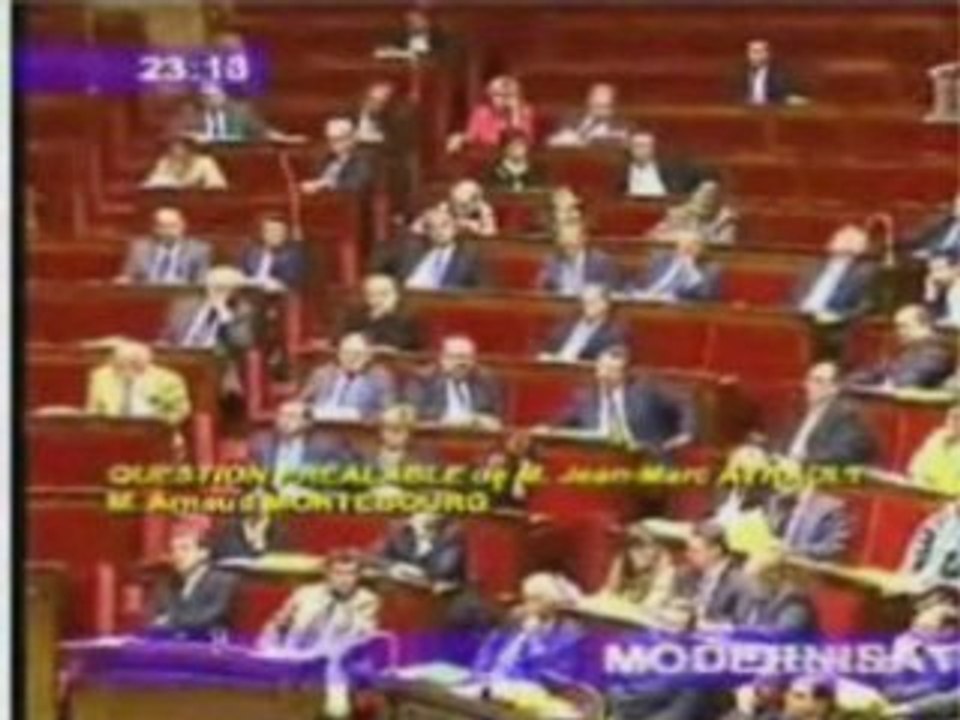 Réforme institutions : Arnaud Montebourg à la question 2