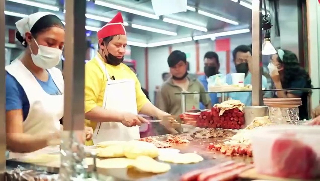 Documentary - World's Biggest Market ¦ Inside Central de Abasto; Cartel’s Playground