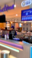 Chatime adalah sebuah jaringan waralaba minuman teh dari Taiwan yang terkenal dengan beragam varian rasa brewed tea dan pilihan topping seperti mutiara tapioka.#Chatime #Kuliner #Indonesia #NgurahSuryaKusuma