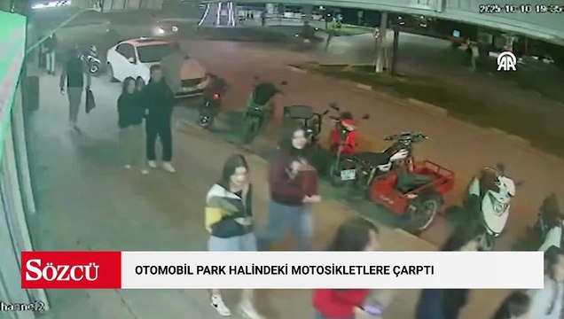 Manisa'da otomobilin park halindeki motosikletlere çarpması güvenlik kamerasında