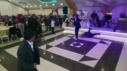 Düğünde kalp krizi! Sanatçı hayatını kaybetti