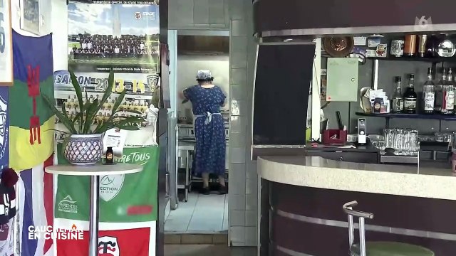 Séquence jamais vue dans Cauchemar en cuisine sur M6 quand Philippe Etchebest stoppe le tournage au bout de 35 minutes, le gérant ayant décidé de s'enfuir à son arrivée !