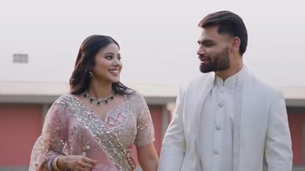 Priya Saroj ने अपने मंगेतर Rinku Singh पर लुटाया प्यार!