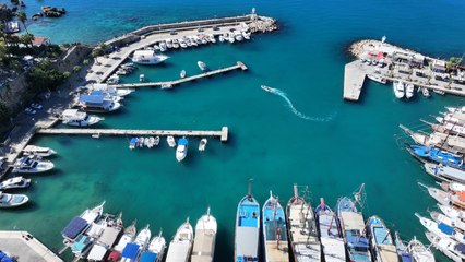 Antalya’da yazdan kalma günler! Tekne turları, jest ski ve dahası
