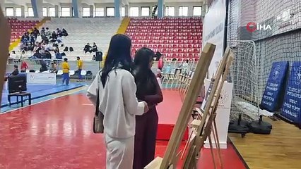 Yozgat’ta güreş müsabakalarında Filistin unutulmadı