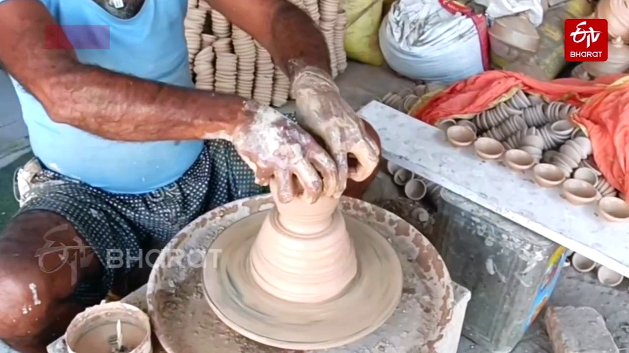 Bikaner Artisans Struggle As Chinese Products Take A Toll On Earthen Lamps